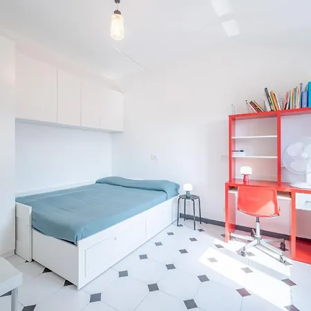 New!apt 2 Min Walk From The Of Voltri
