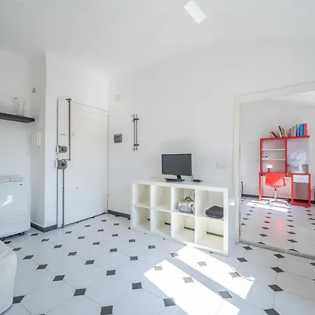 Apartman New!apt 2 Min Walk From The Of Voltri