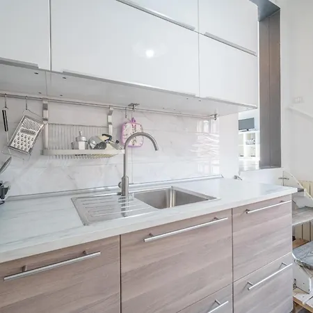 New!apt 2 Min Walk From The Of Voltri Apartman
